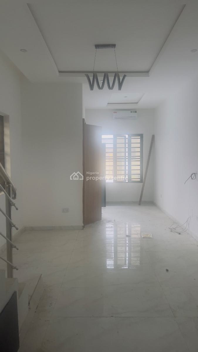 2 Bedroom Duplex, Off Freedom Way, Lekki Phase 1, Lekki, Lagos, Terraced Duplex for Rent