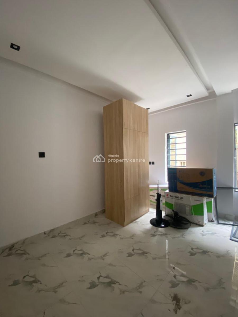 Newly Built Tastefully Finished Ground Floor Excutive 3 Bedroom Apartment, Yaba, Lagos, Flat / Apartment for Rent