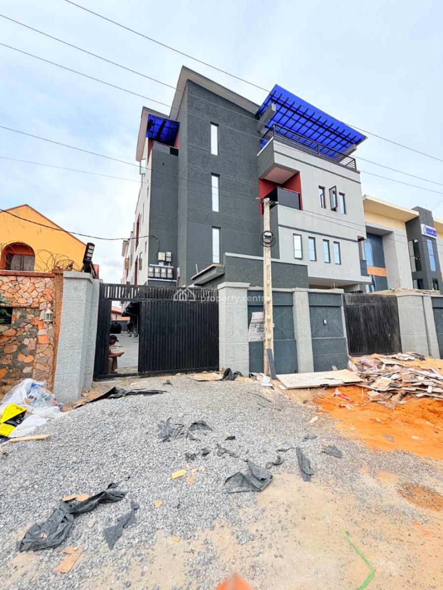 Lovely Built 4 Bedroom Terrace Duplex, Surulere, Lagos, Terraced Duplex for Sale