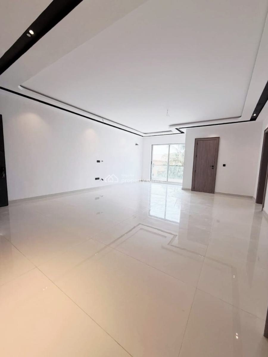 Experience Luxury and Convenience 2-bedroom Apartment, Lekki Phase 1, Lekki, Lagos, Flat / Apartment for Sale