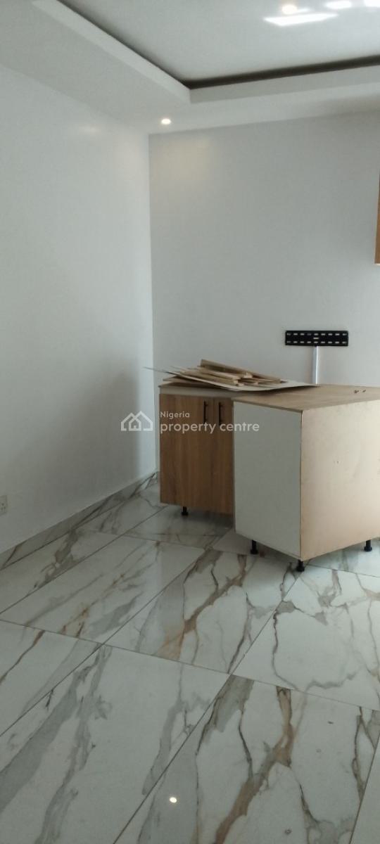 a Mini Flat Studio Apartment, Chevron Drive, Paradise 3 Estate, Lekki, Lagos, Mini Flat (room and Parlour) for Rent