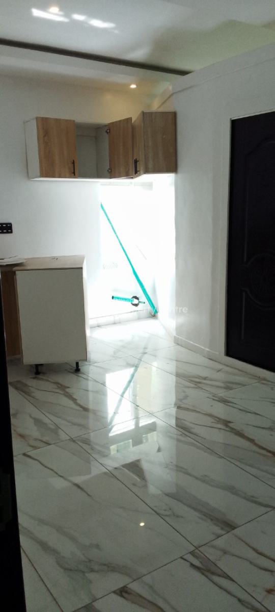 a Mini Flat Studio Apartment, Chevron Drive, Paradise 3 Estate, Lekki, Lagos, Mini Flat (room and Parlour) for Rent