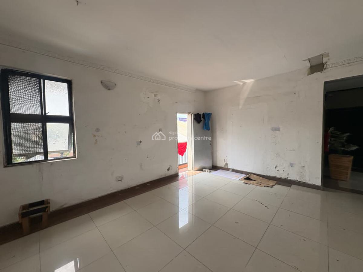Shop Space, Admiralty Road Lekki Phase 1, Lekki, Lagos, Office Space for Rent