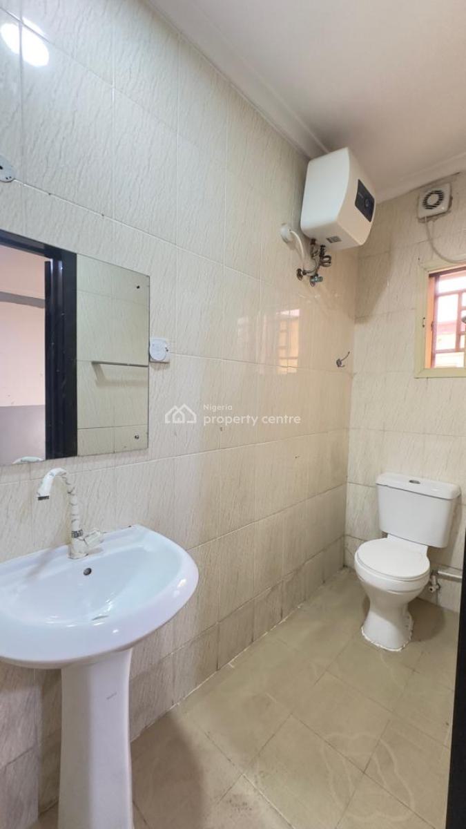 Self Contain, Off Admiralty Way, Lekki Phase 1, Lekki, Lagos, Self Contain (single Rooms) for Rent