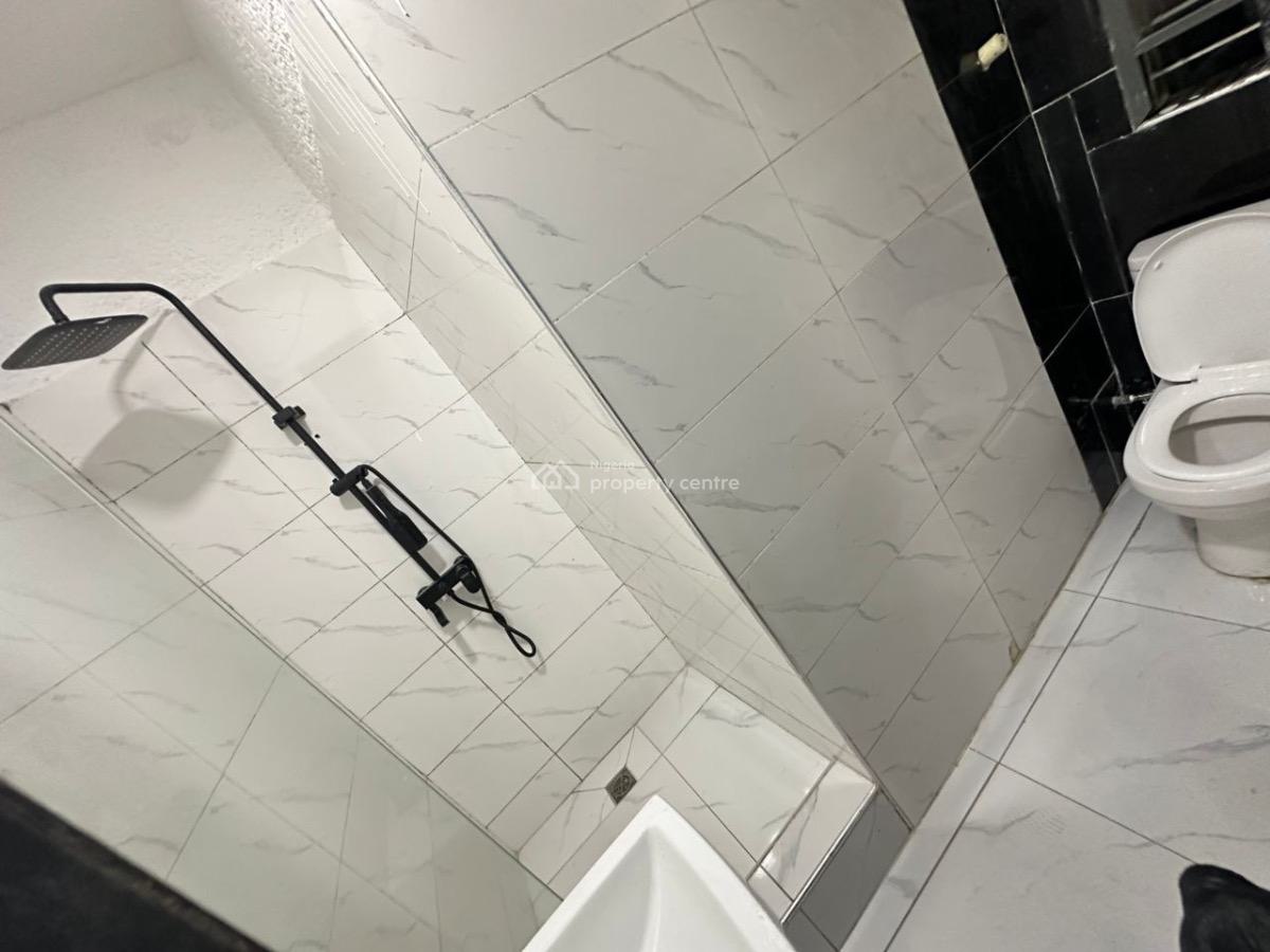 Fully Serviced 2 Bedroom Apartment, Rhs, Lekki Phase 1, Lekki, Lagos, Flat / Apartment for Rent