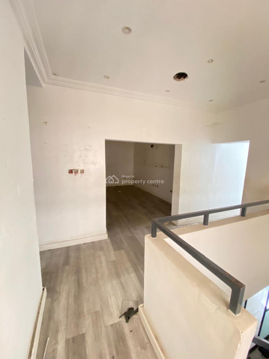 4 Bedroom Flat, Lekki Phase 1, Lekki, Lagos, Flat / Apartment for Rent