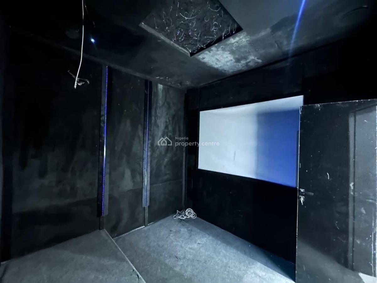 5 Bedroom Fully Detached House with Bq in Lekki, Ikota, Lekki, Lagos, Detached Duplex for Sale