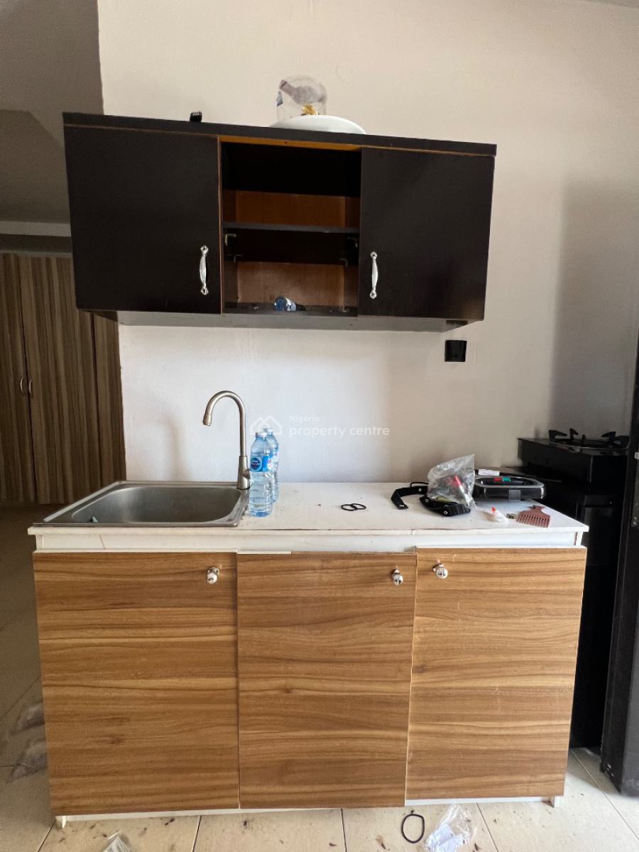Spacious Studio Apartment, Bakare Estate, Agungi, Lekki, Lagos, Self Contain (single Rooms) for Rent
