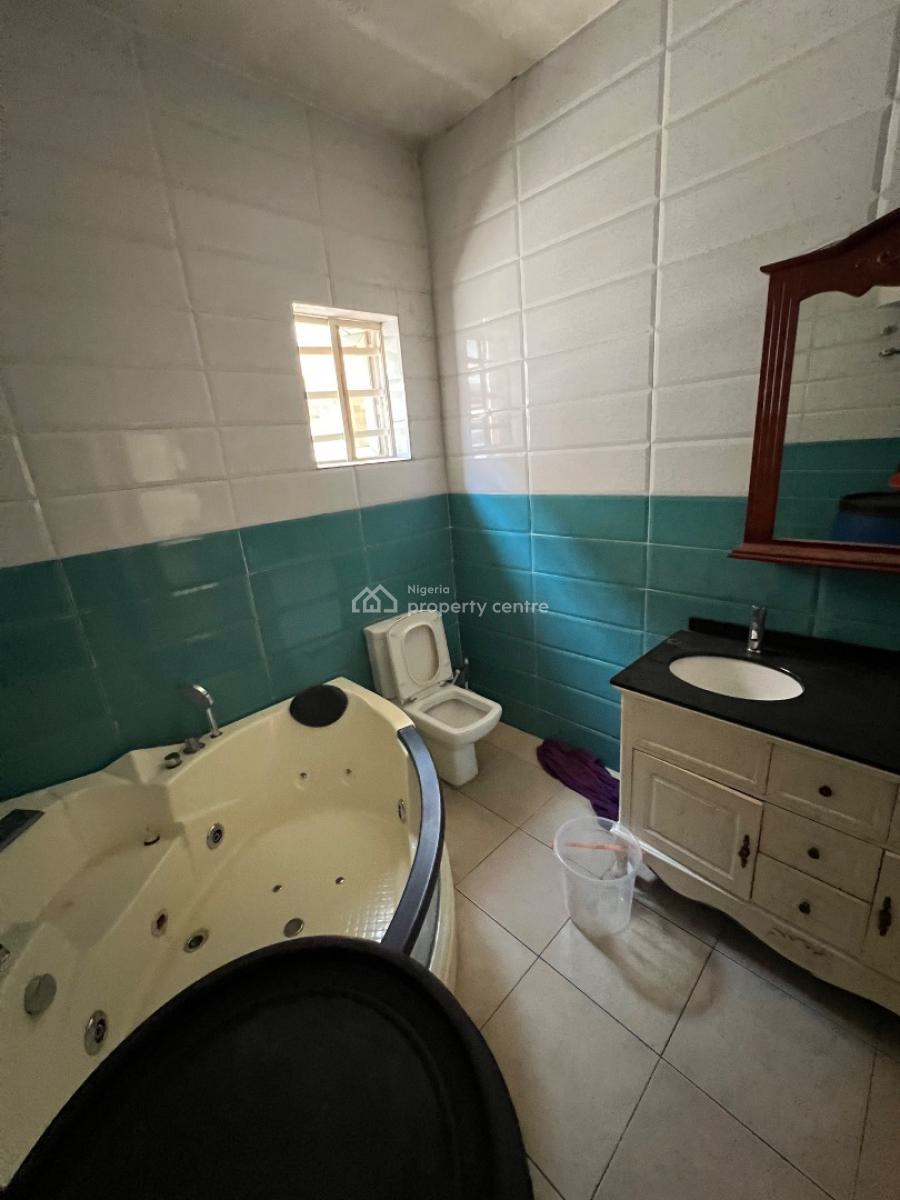 Spacious Studio Apartment, Bakare Estate, Agungi, Lekki, Lagos, Self Contain (single Rooms) for Rent