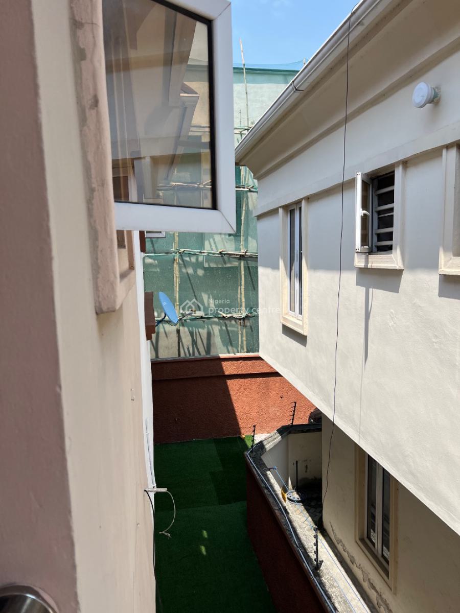 Spacious Studio Apartment, Bakare Estate, Agungi, Lekki, Lagos, Self Contain (single Rooms) for Rent