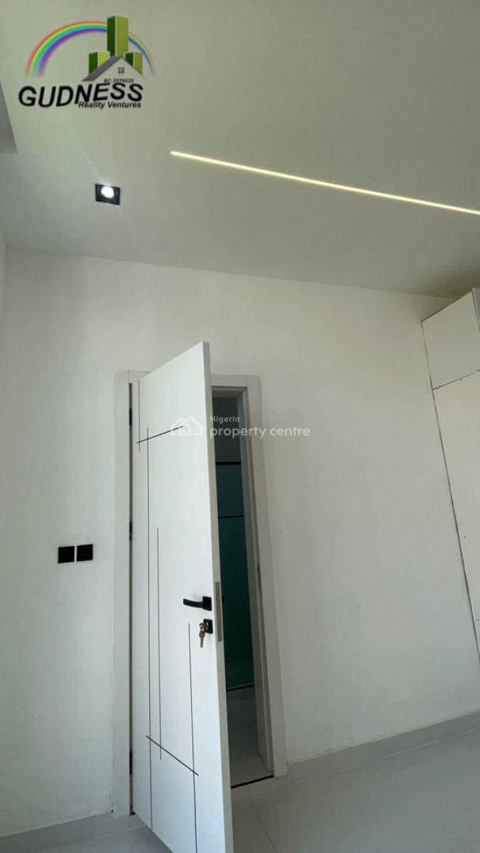 Automated 5 Bedroom Fully Detached Duplex with Swimming Pool and Bq, Ikota, Lekki, Lagos, Flat / Apartment for Sale