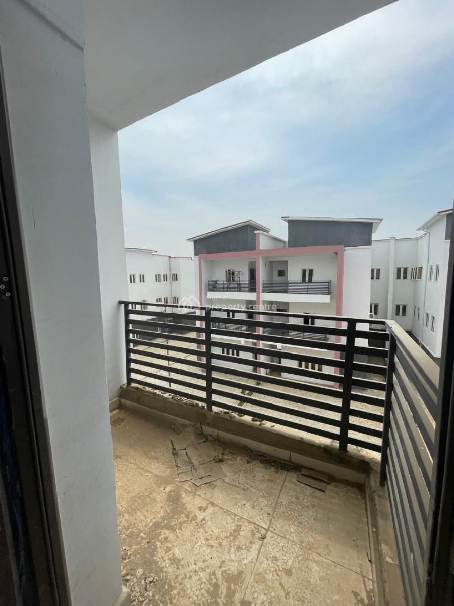 3-bedroom Flat, Dawaki, Gwarinpa, Abuja, Flat / Apartment for Sale