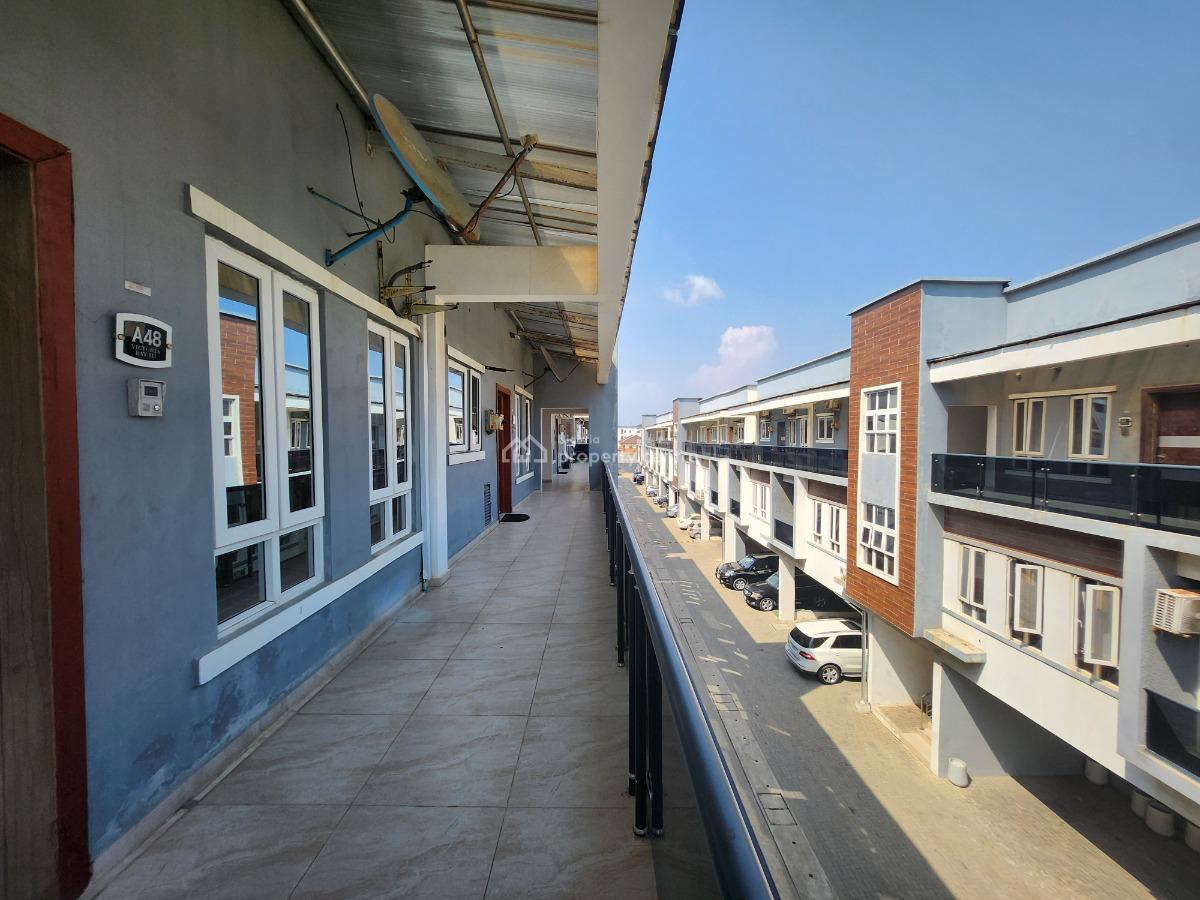 Furnished and Serviced 2 Bedrooms Penthouse, Victoria Bay Estate 3, Ikate Elegushi, Lekki, Lagos, Flat / Apartment for Rent