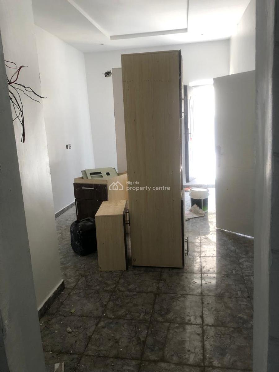 1 Room Self Contain, Illasan, Lekki, Lagos, Self Contain (single Rooms) for Rent