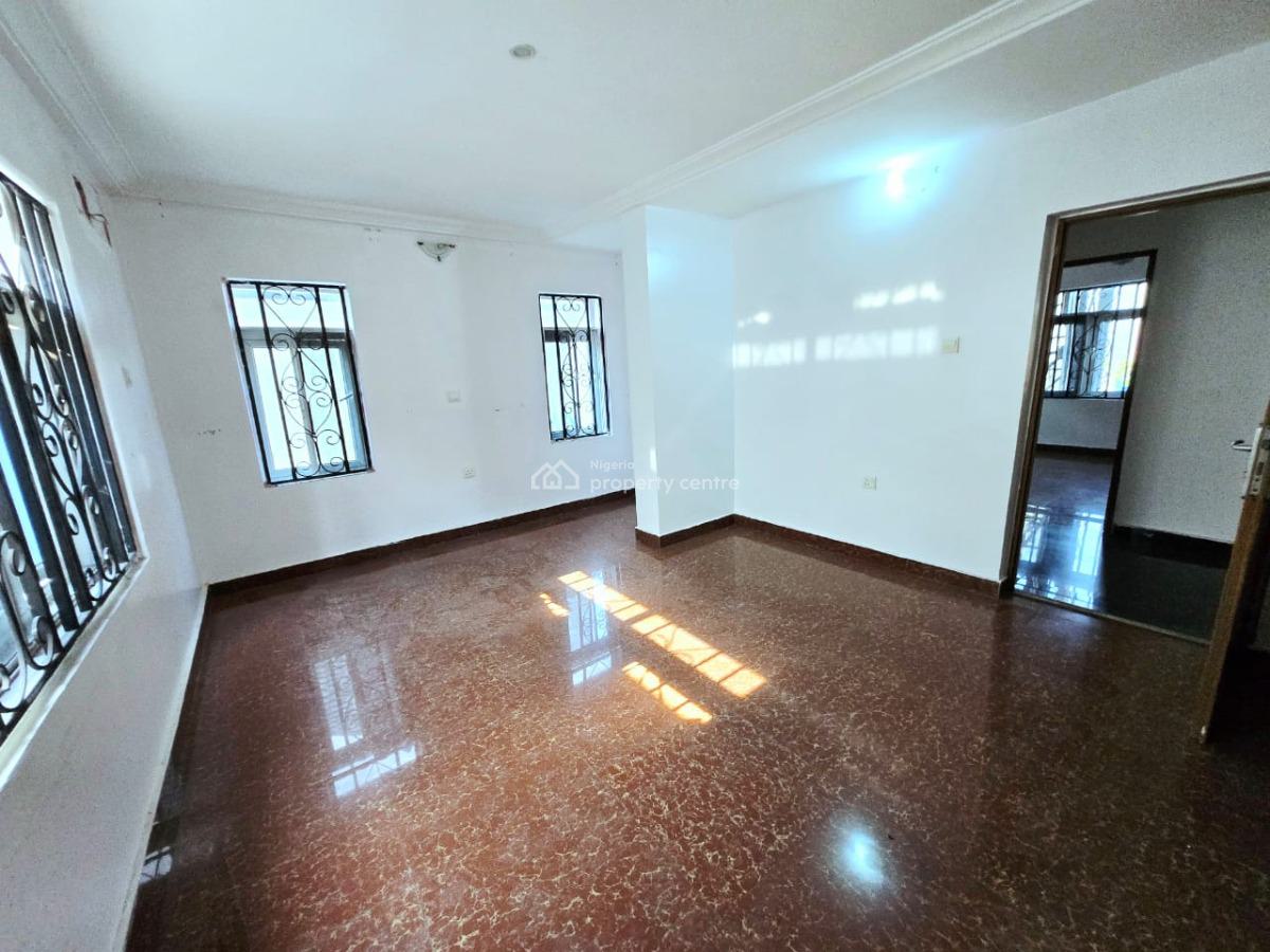 Well Maintained 2 Bedroom Terrace Duplex, Lekki Phase 1, Lekki, Lagos, Detached Duplex for Rent