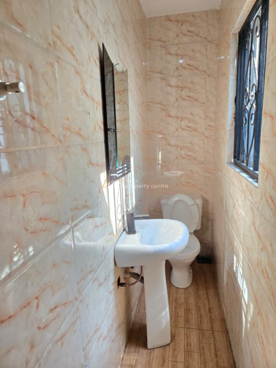 Well Maintained 2 Bedroom Terrace Duplex, Lekki Phase 1, Lekki, Lagos, Detached Duplex for Rent