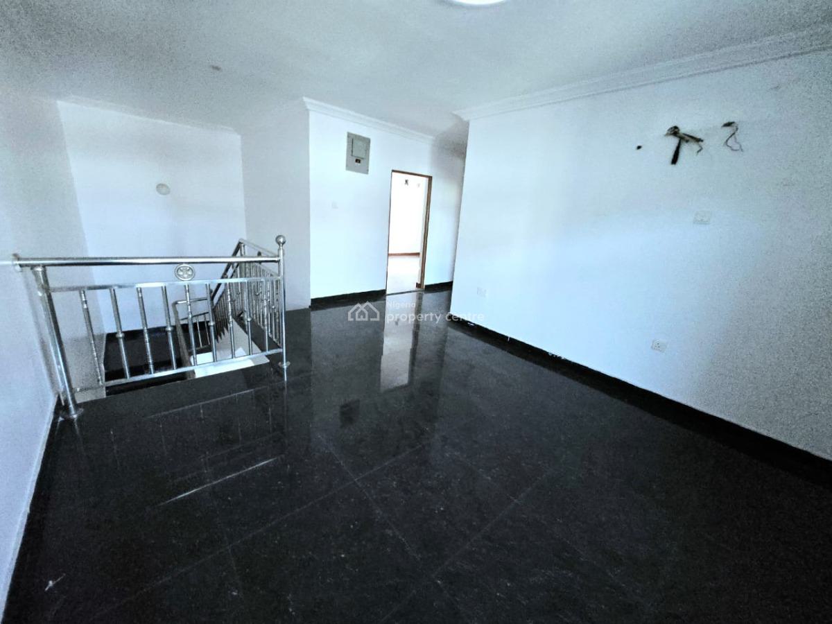 Well Maintained 2 Bedroom Terrace Duplex, Lekki Phase 1, Lekki, Lagos, Detached Duplex for Rent