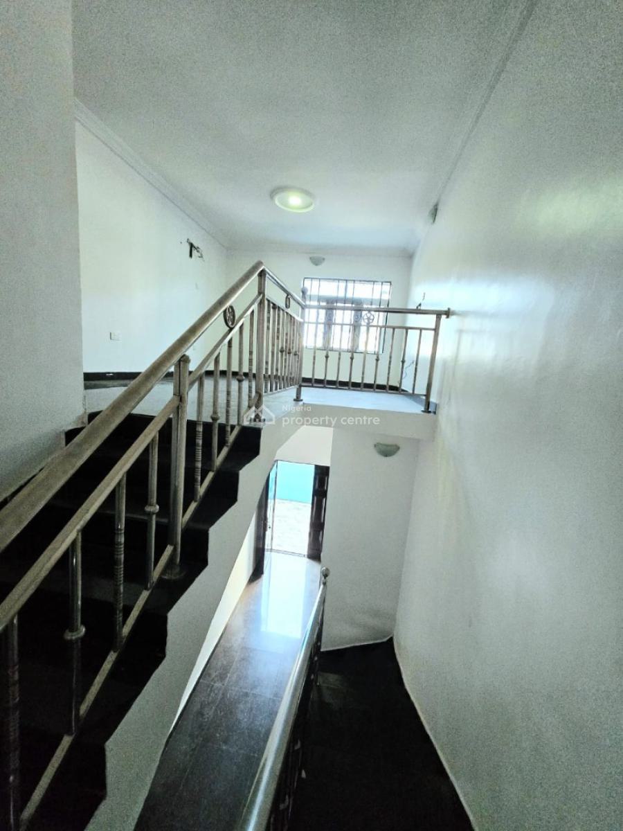Well Maintained 2 Bedroom Terrace Duplex, Lekki Phase 1, Lekki, Lagos, Detached Duplex for Rent