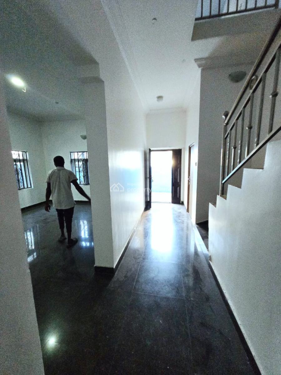 Well Maintained 2 Bedroom Terrace Duplex, Lekki Phase 1, Lekki, Lagos, Detached Duplex for Rent