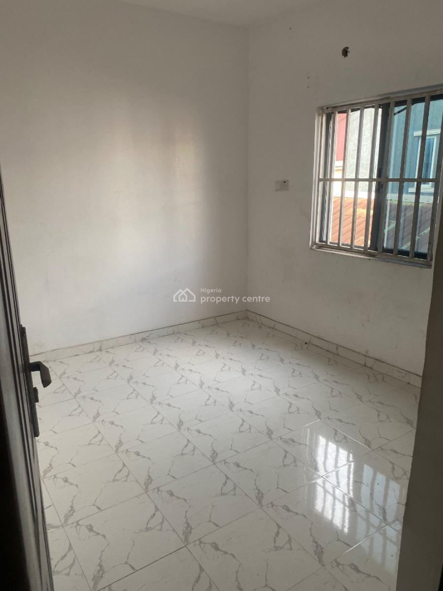 Modern 2 Bedroom Flat, Ori-oke, Ogudu, Lagos, Flat / Apartment for Rent