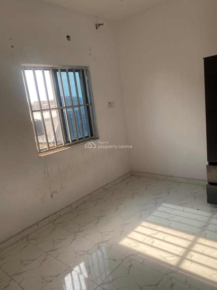 Modern 2 Bedroom Flat, Ori-oke, Ogudu, Lagos, Flat / Apartment for Rent