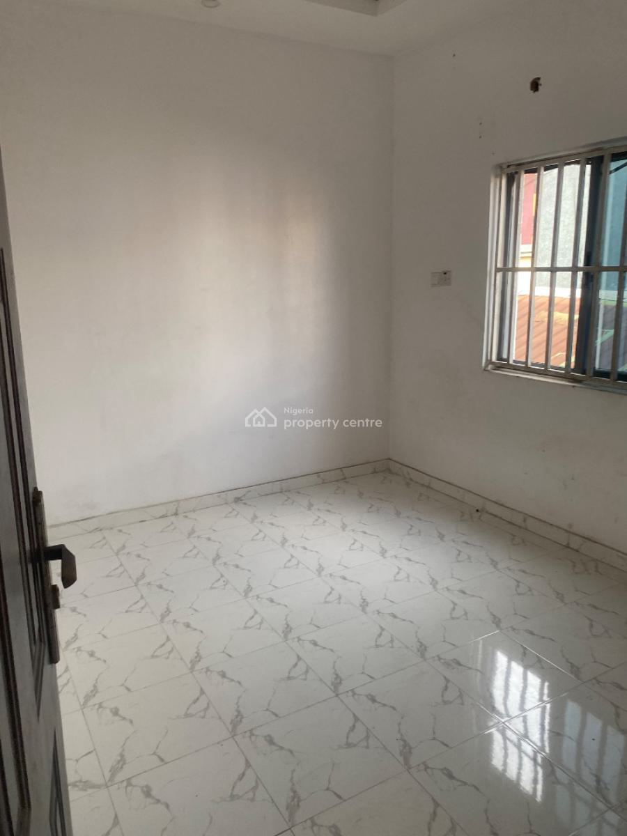 Modern 2 Bedroom Flat, Ori-oke, Ogudu, Lagos, Flat / Apartment for Rent