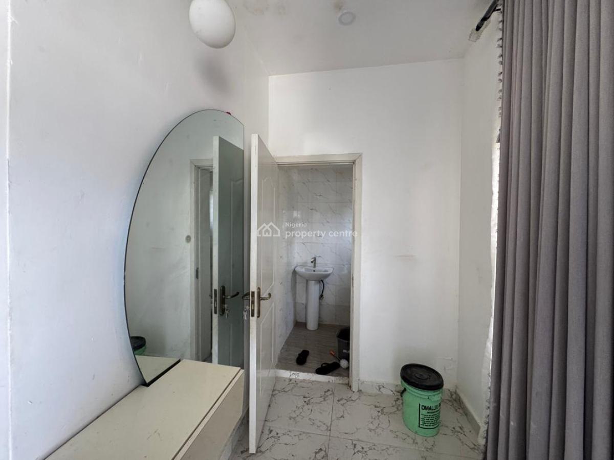 Well Maintained 3 Bedroom Terrace Duplex in Pennek Estate, Sangotedo, Ajah, Lagos, Terraced Duplex for Rent