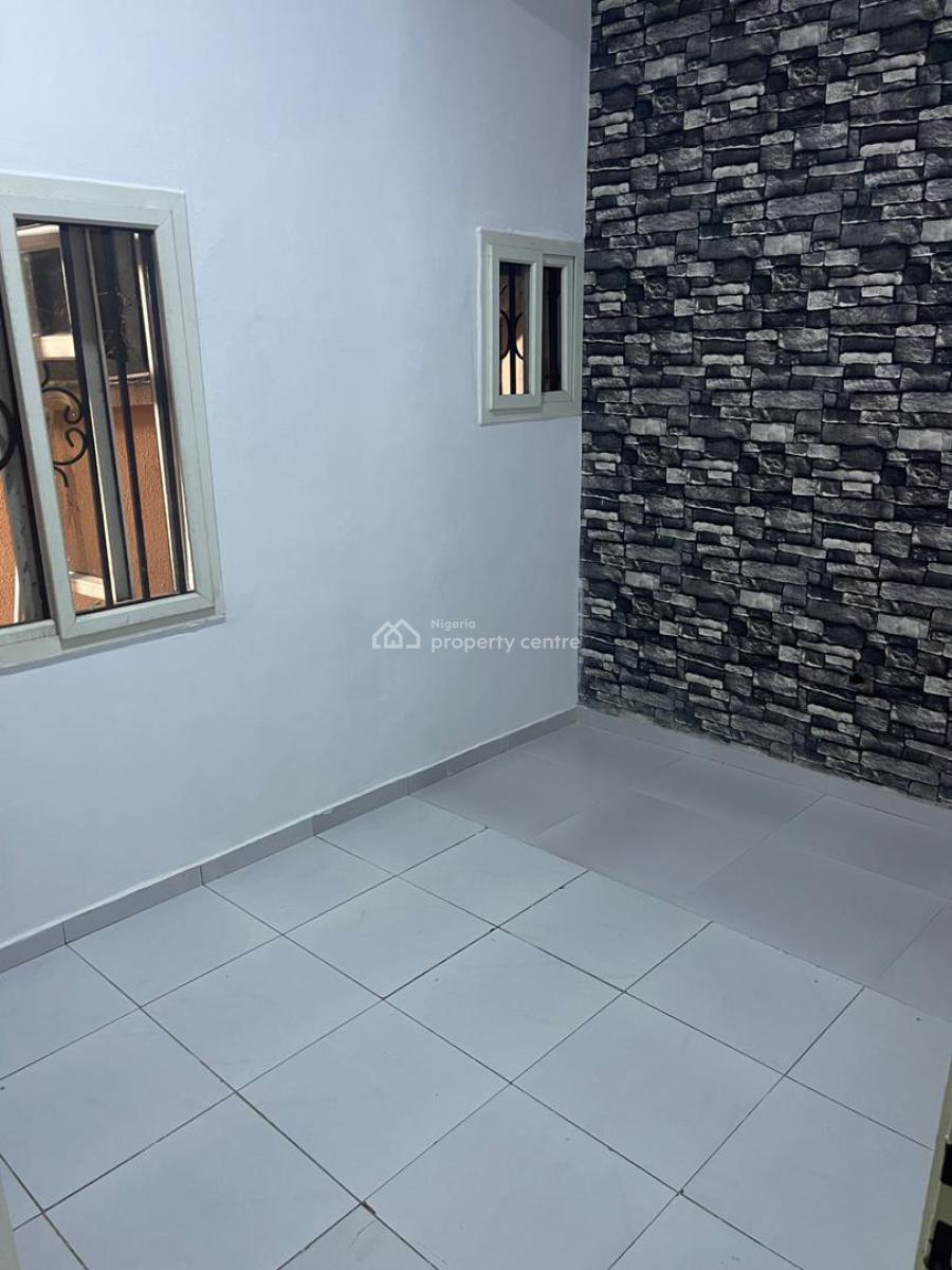 Serviced Room and Parlour (mini Flat), Lekki Phase 1, Lekki, Lagos, Mini Flat (room and Parlour) for Rent