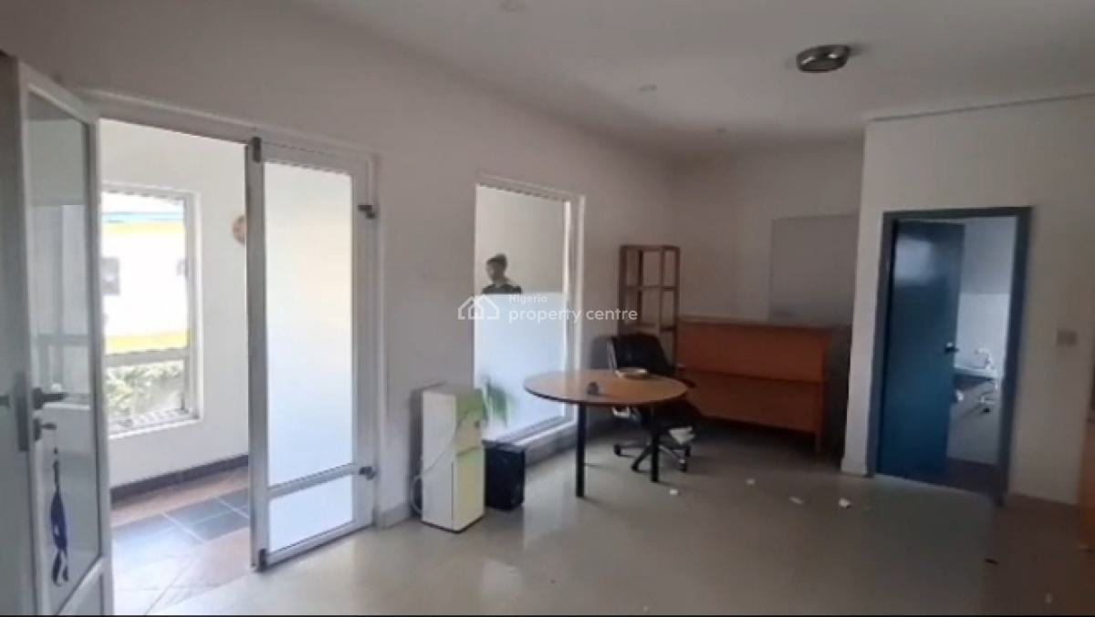 Office Space Measuring 30sqm, Off Ajose Adeogun, Victoria Island (vi), Lagos, Office Space for Rent