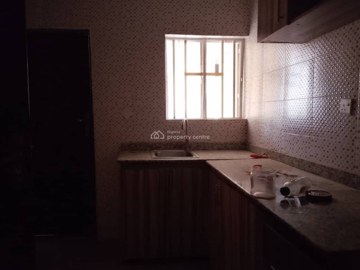 Sharp N Spacious 1 Bedroom  2 Toilets, By Living Faith, Jahi, Abuja, Mini Flat (room and Parlour) for Rent