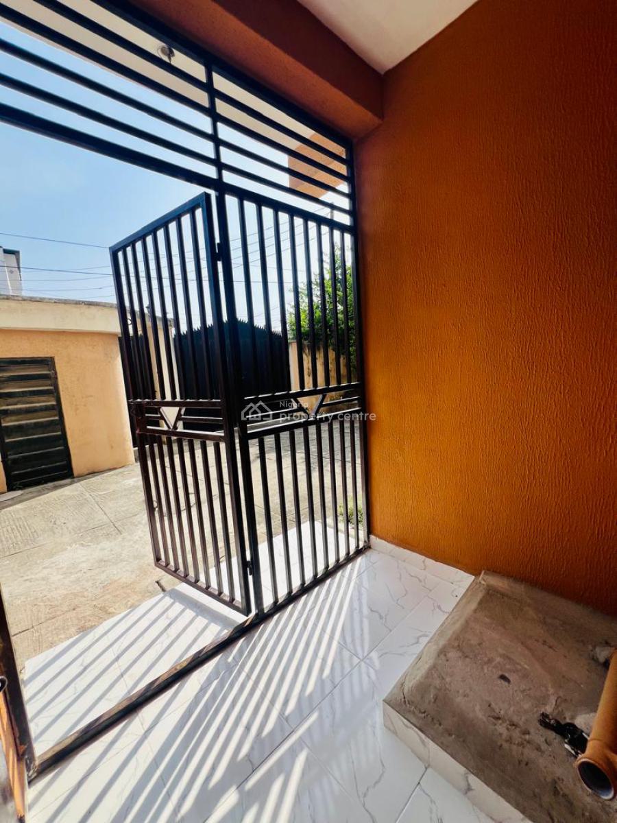 Spacious Mini Flat Room and Parlo  with Kitchen, Opposite Chevron View, Lekki, Lagos, Mini Flat (room and Parlour) for Rent