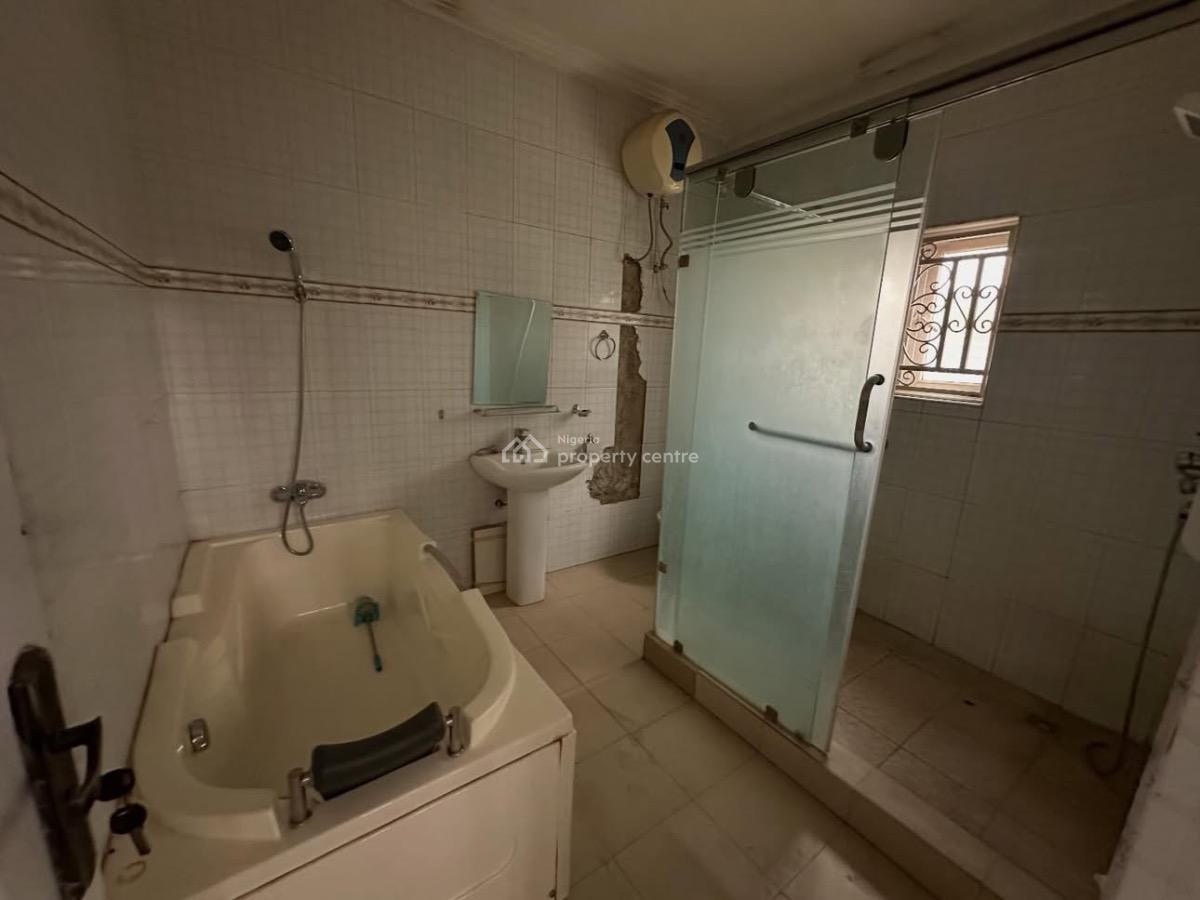 3 Bedroom Detached Duplex with 2 Room Bq, Lugbe District, Abuja, Detached Duplex for Sale