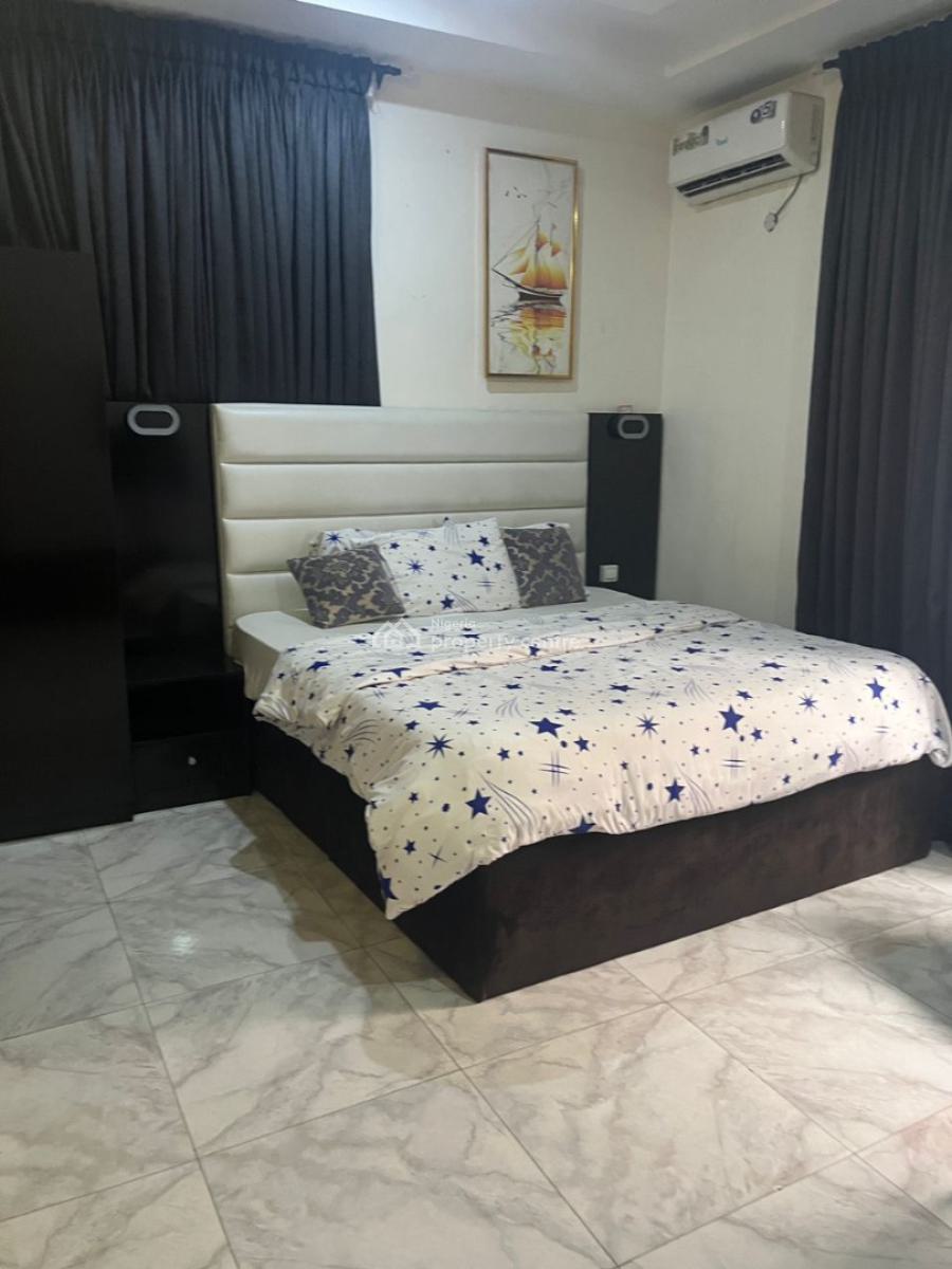 Well-maintained 6-bedroom Fully Detached Duplex with Ample Parking, Ikate, Lekki, Lagos, Detached Duplex for Rent