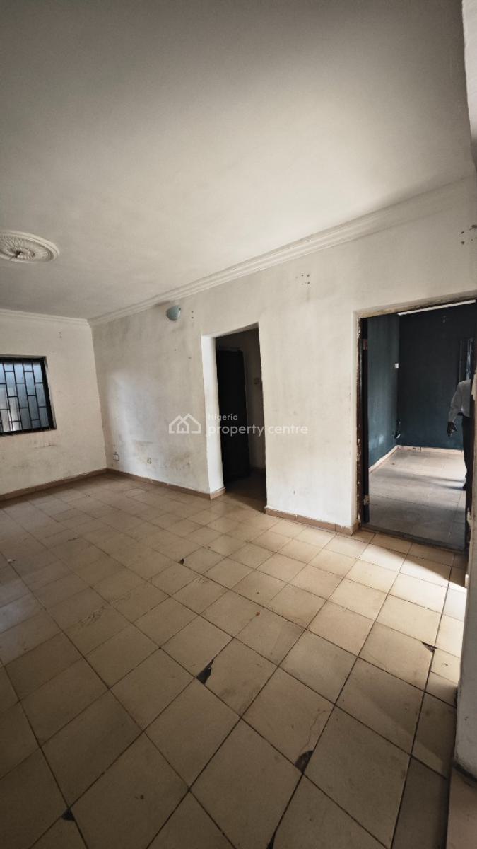 Self Service 2 Bedrooms Flat in Oniru Resettlements Scheme, Off Palace Road, Oniru, Victoria Island (vi), Lagos, Flat / Apartment for Rent