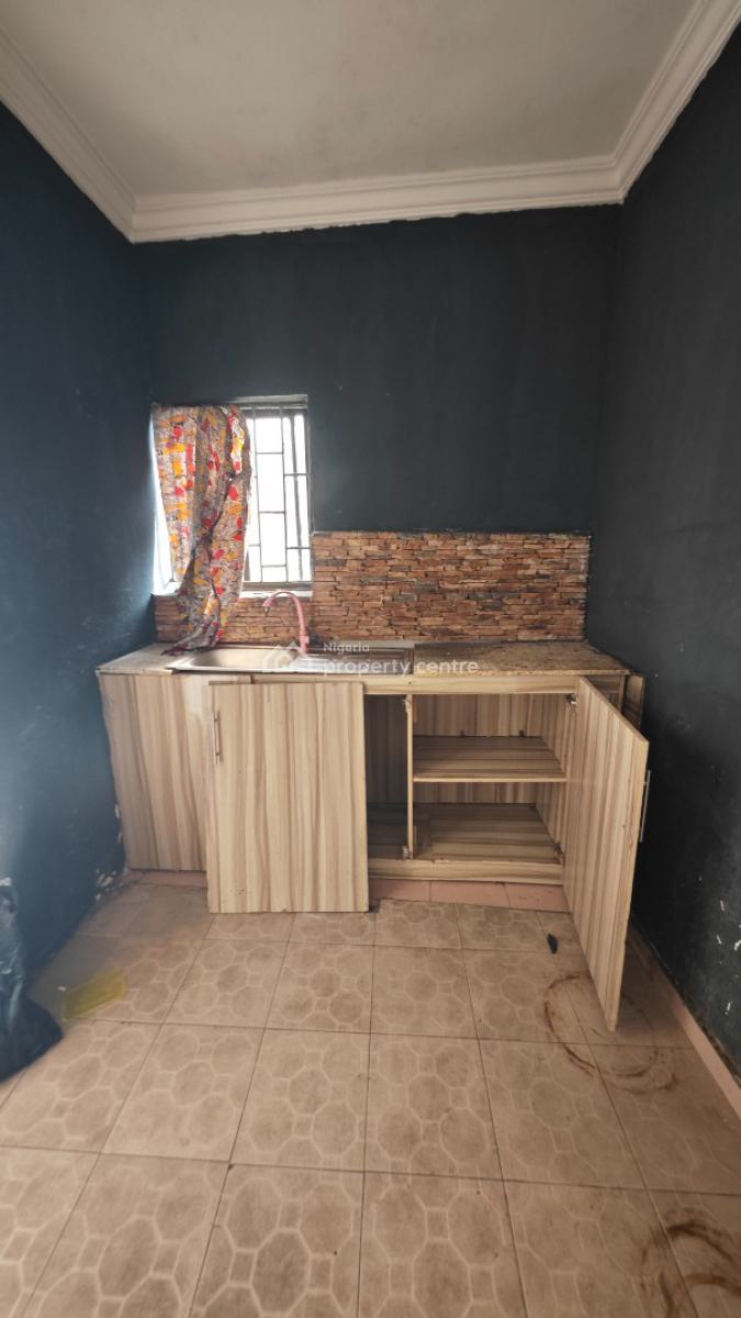 Self Service 2 Bedrooms Flat in Oniru Resettlements Scheme, Off Palace Road, Oniru, Victoria Island (vi), Lagos, Flat / Apartment for Rent