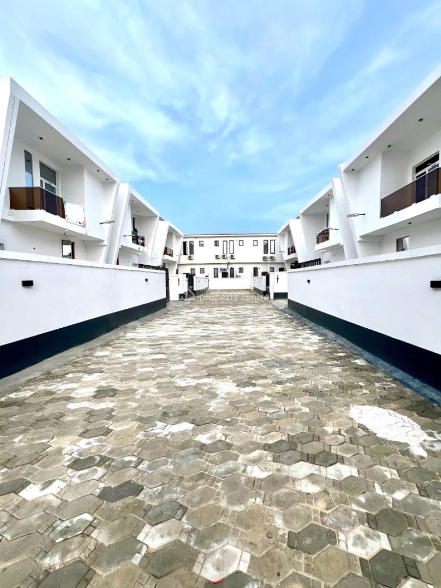 4 Bedroom Semi Detached Duplex with Bq, Ikota, Lekki, Lagos, Detached Duplex for Sale