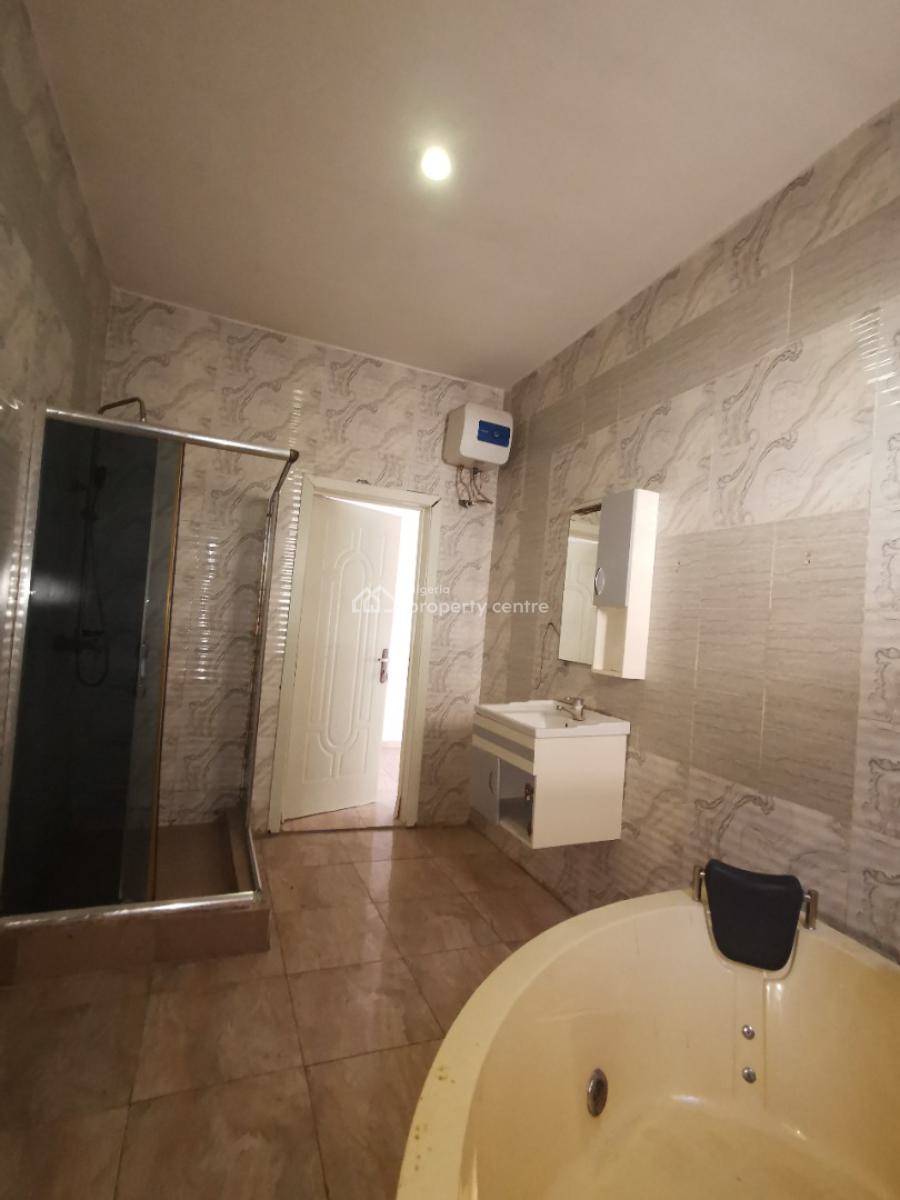 Portable Master Bedroom in a Shared Apartment, Ikota Villa Estate Ikota Lekki Lagos, Ikota, Lekki, Lagos, Flat / Apartment for Rent