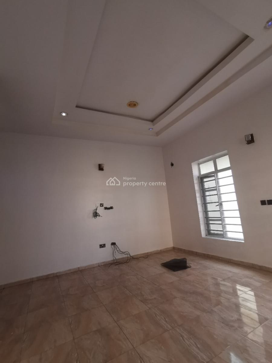 Portable Master Bedroom in a Shared Apartment, Ikota Villa Estate Ikota Lekki Lagos, Ikota, Lekki, Lagos, Flat / Apartment for Rent