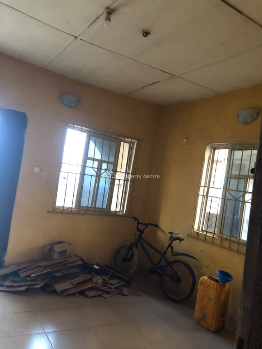 Mini Flat at Makogi, Makogi, Magboro, Ogun, Mini Flat (room and Parlour) for Rent