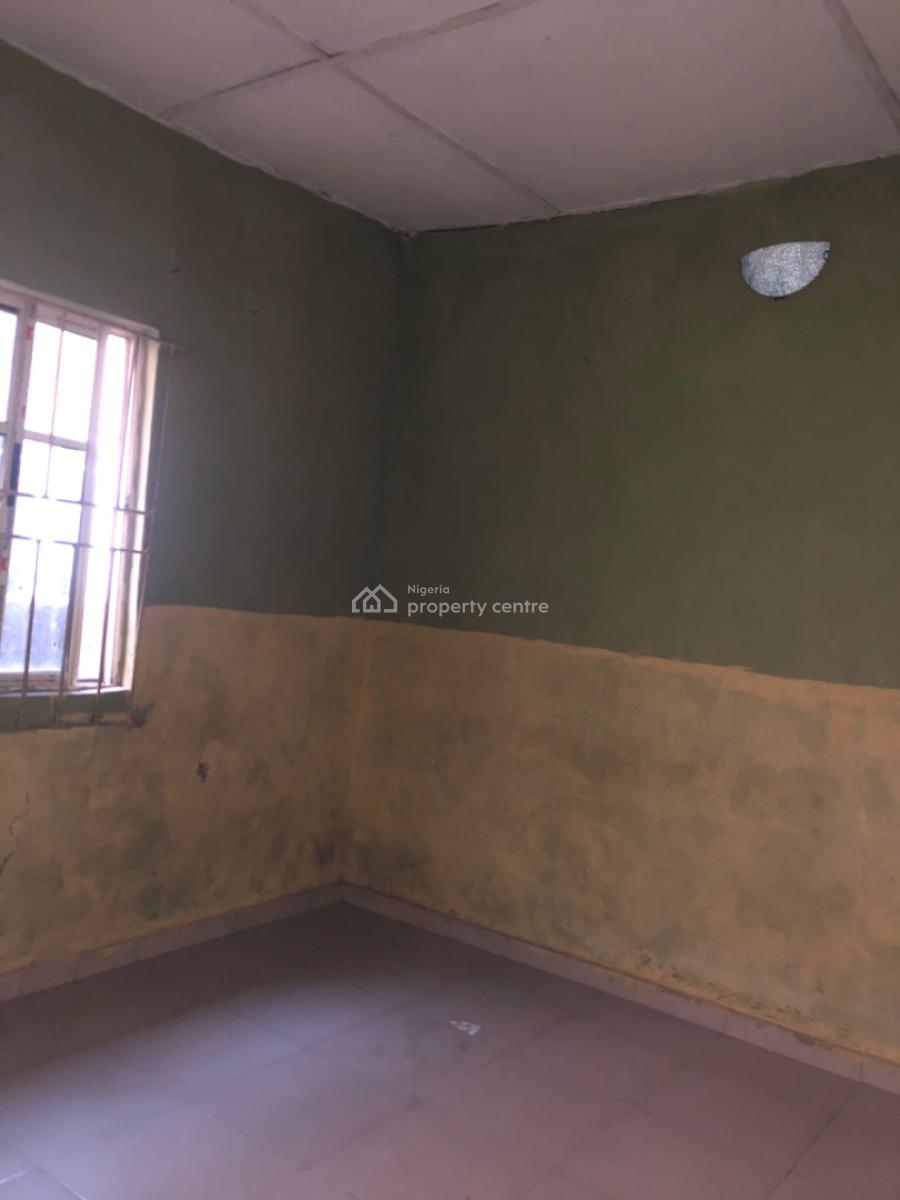 Mini Flat at Makogi, Makogi, Magboro, Ogun, Mini Flat (room and Parlour) for Rent