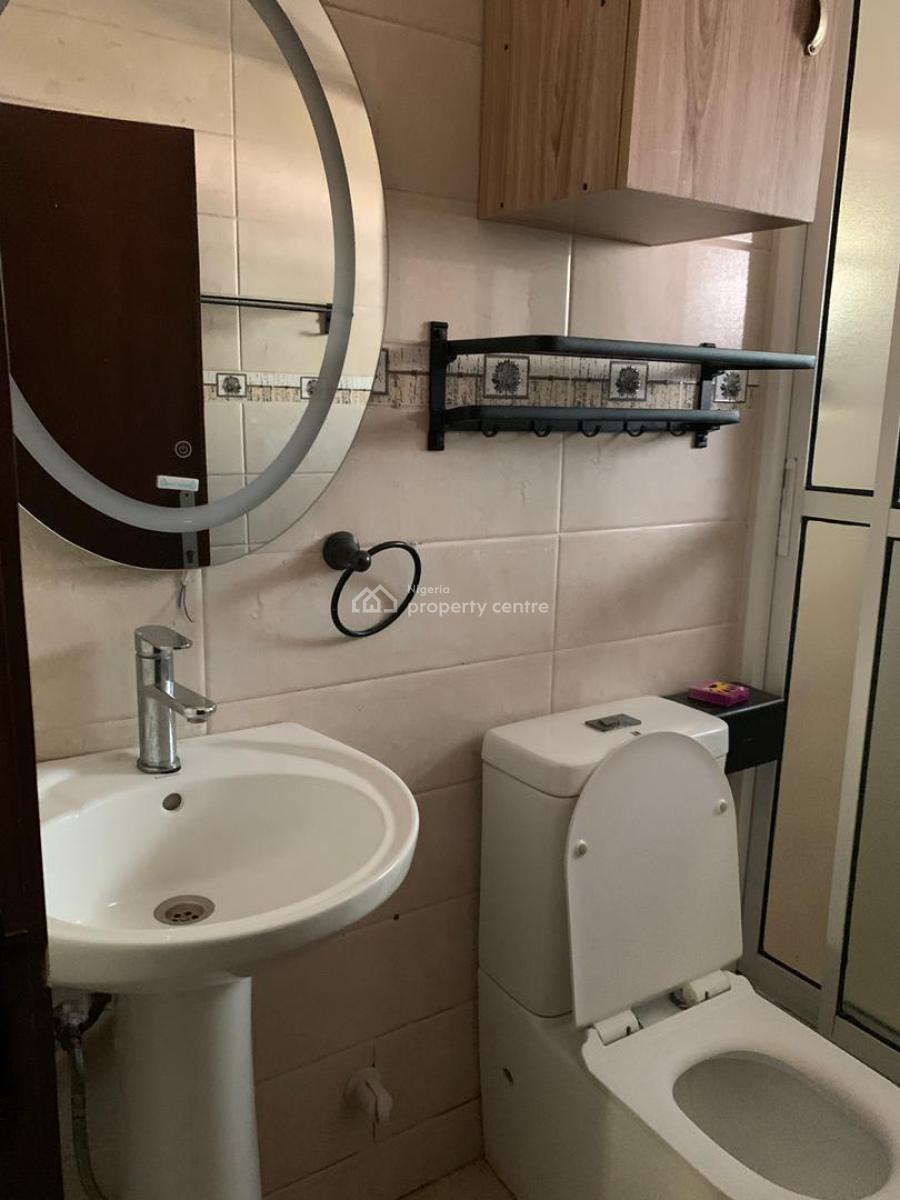 Spacious 3 Bedroom Semi-detached with Bq, Ikate, Lekki, Lagos, Semi-detached Duplex for Rent