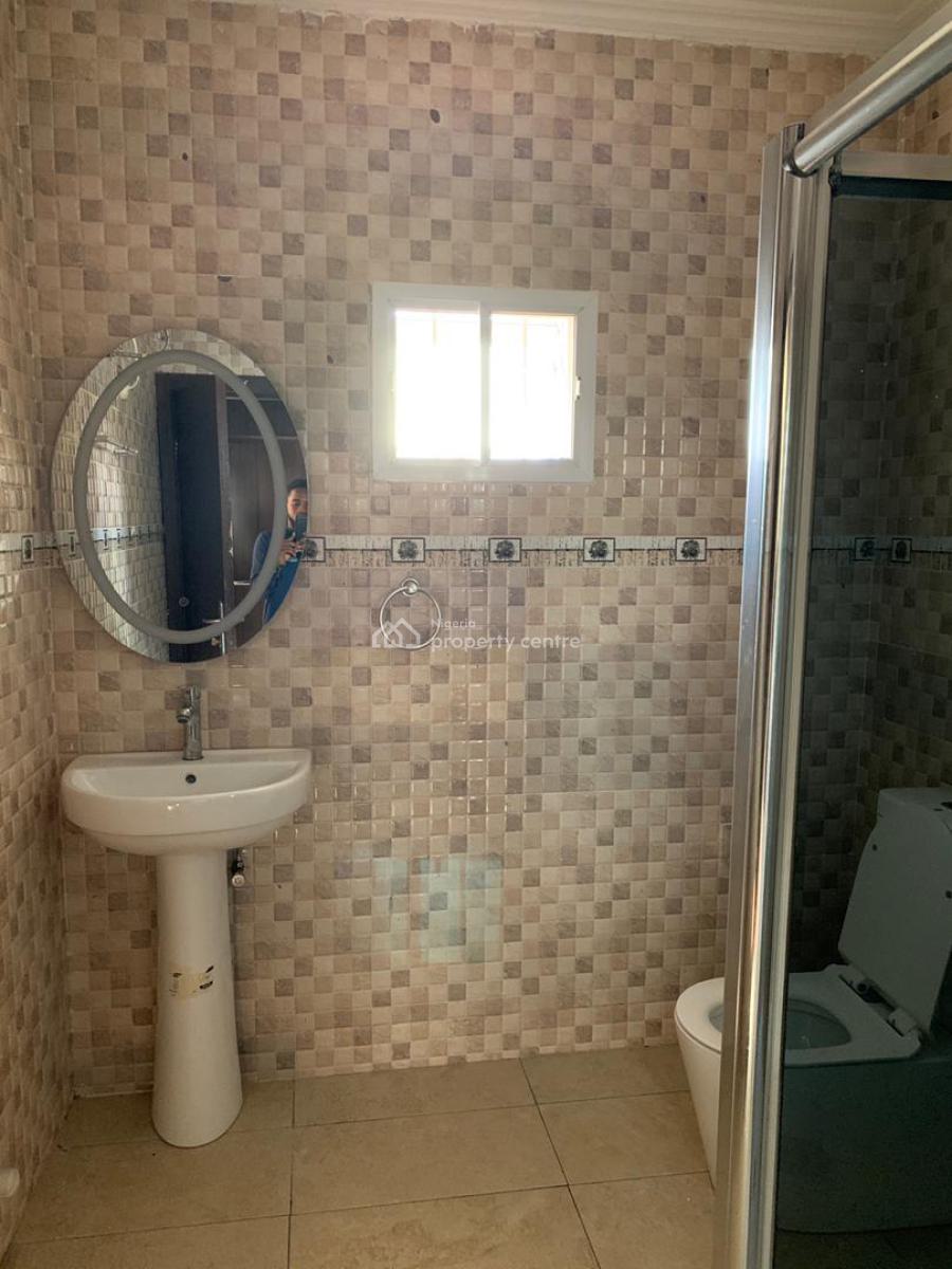 Spacious 3 Bedroom Semi-detached with Bq, Ikate, Lekki, Lagos, Semi-detached Duplex for Rent