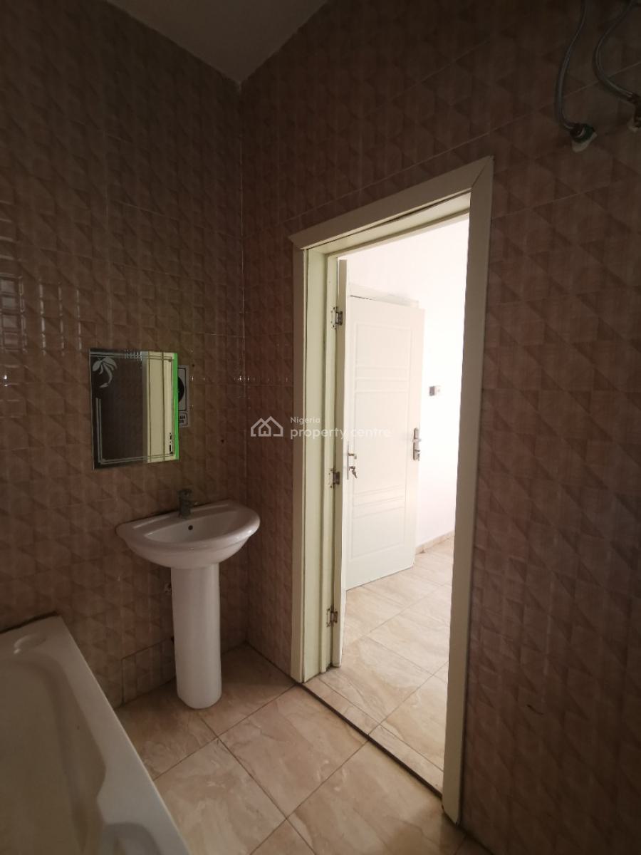 Room Upstairs in a Shared Apartment, Ikota Villa Estate Ikota Lekki Lagos, Ikota, Lekki, Lagos, Flat / Apartment for Rent