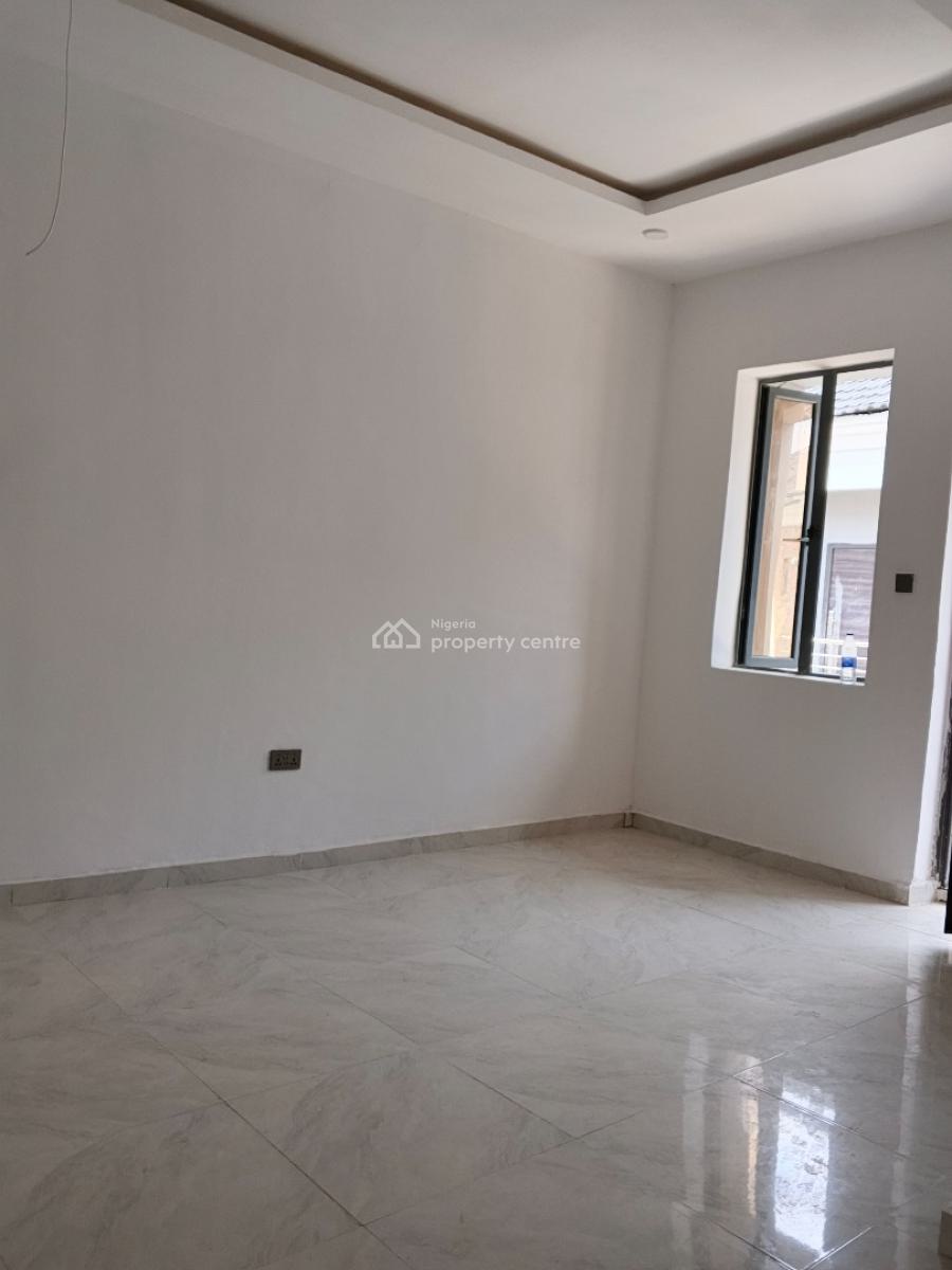 Distress 3bedroom Terrace Duplex with Premium Finishing, Ajah, Lagos, Terraced Duplex for Sale