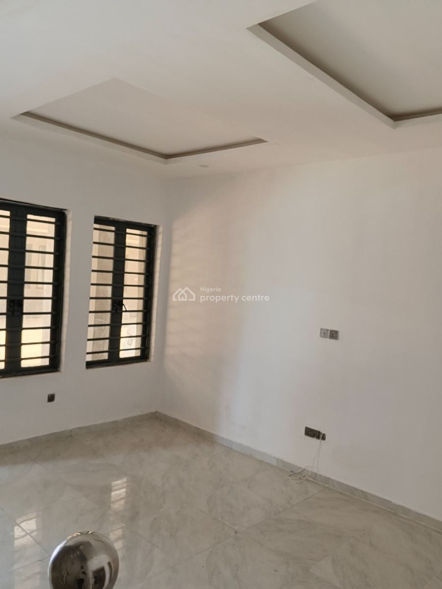 Distress 3bedroom Terrace Duplex with Premium Finishing, Ajah, Lagos, Terraced Duplex for Sale