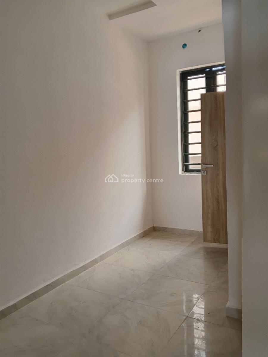 Distress 3bedroom Terrace Duplex with Premium Finishing, Ajah, Lagos, Terraced Duplex for Sale