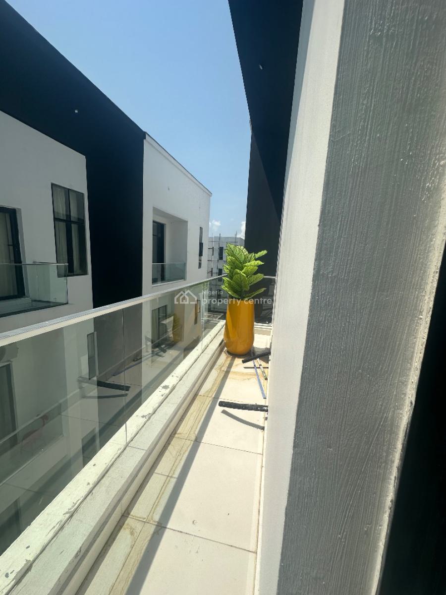 4 Bedroom Apartment, Ilasan Lekki, Ilasan, Lekki, Lagos, Flat / Apartment for Sale