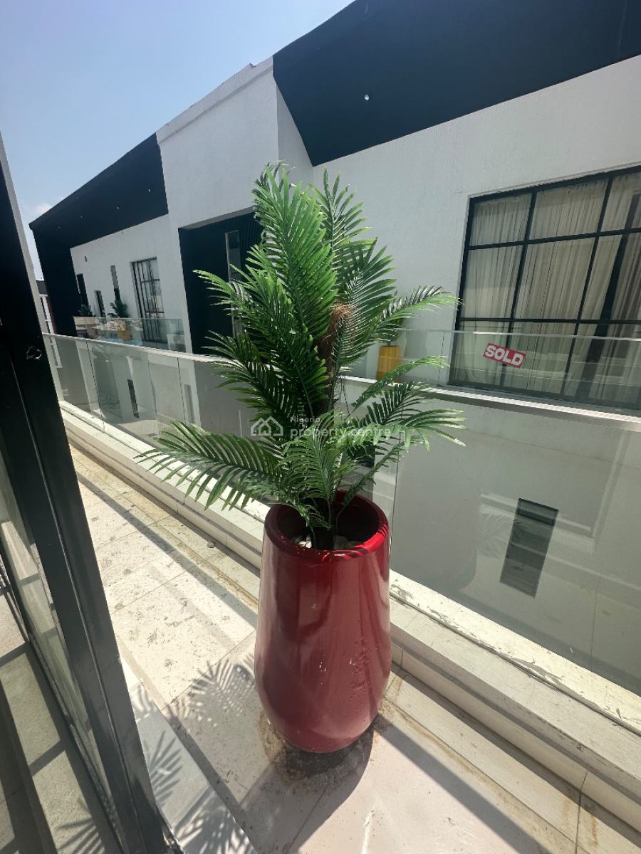 4 Bedroom Apartment, Ilasan Lekki, Ilasan, Lekki, Lagos, Flat / Apartment for Sale