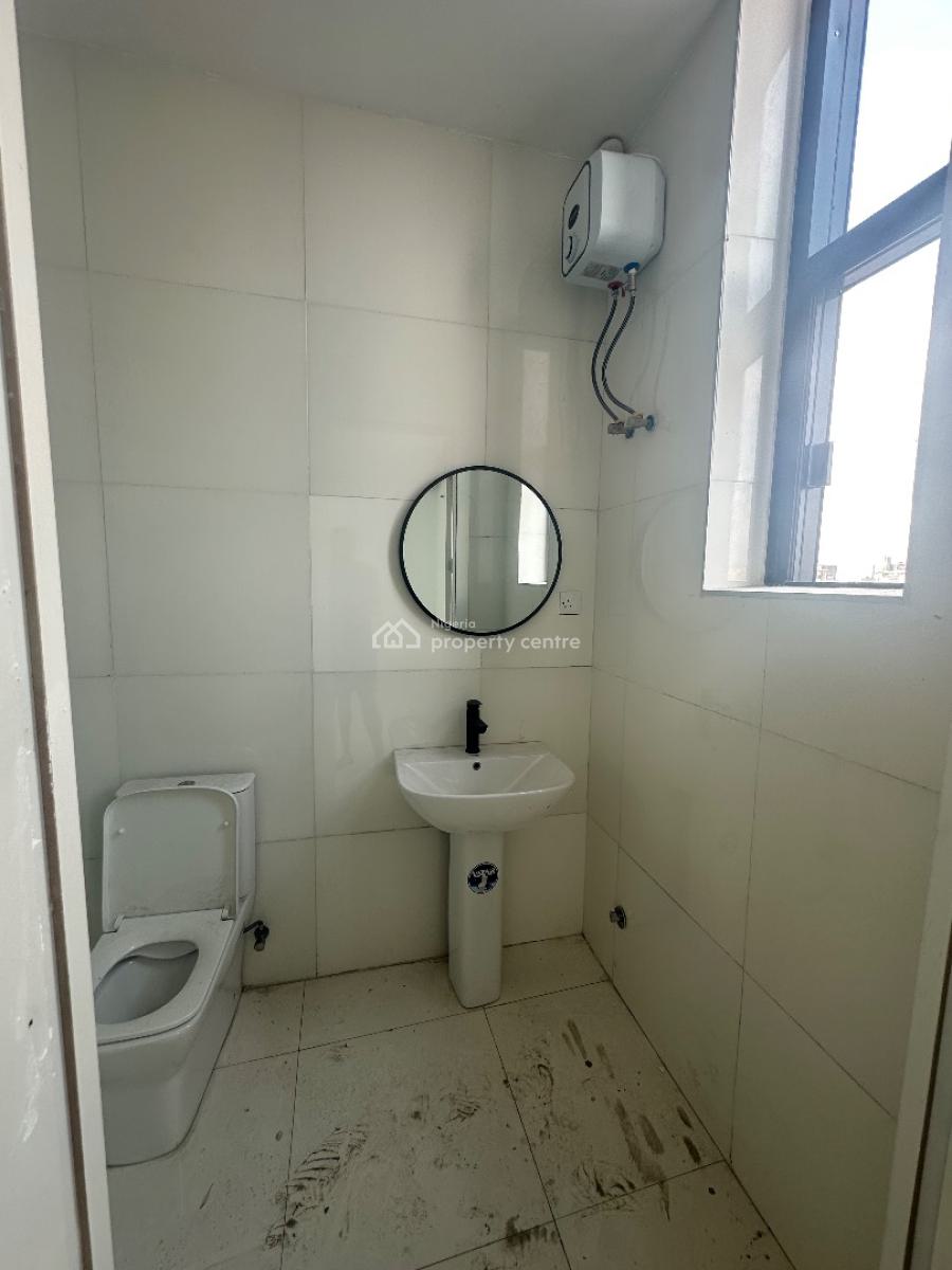 4 Bedroom Apartment, Ilasan Lekki, Ilasan, Lekki, Lagos, Flat / Apartment for Sale