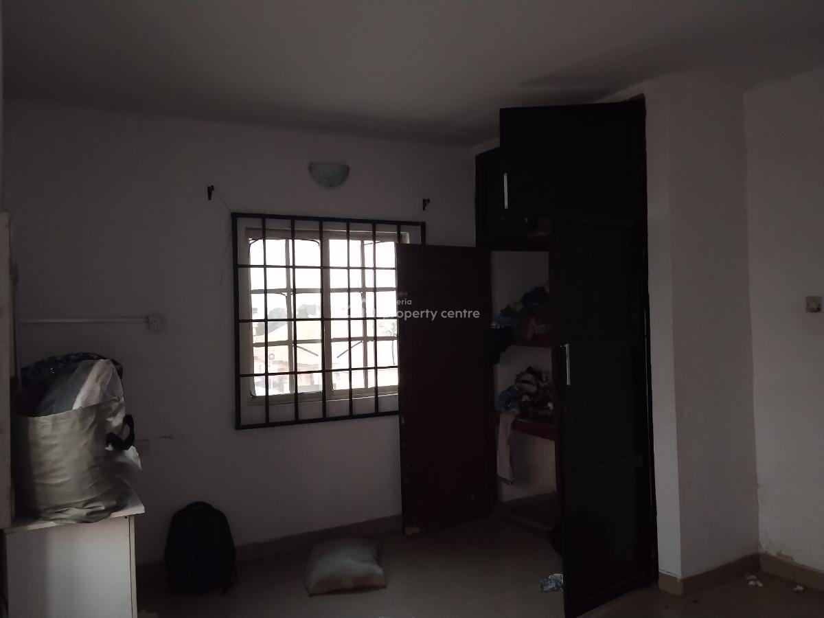 Well Maintained 3 Bedroom Apartment, Bashorun Town, Abijo, Lekki, Lagos, Flat / Apartment for Rent